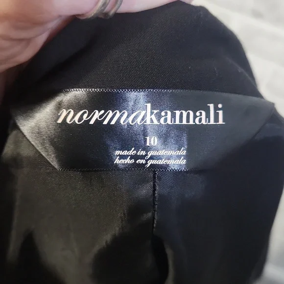Norma Kamali SZ 10 Black 3 Button Lined Blazer - Picture 10 of 12